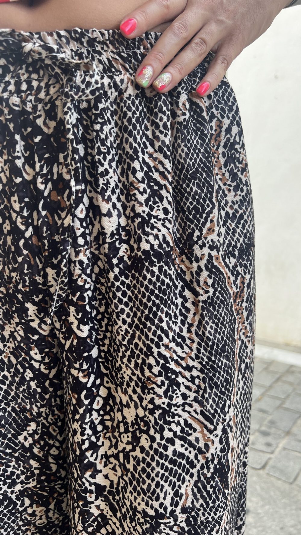 Pantalón animal print - Imagen 4