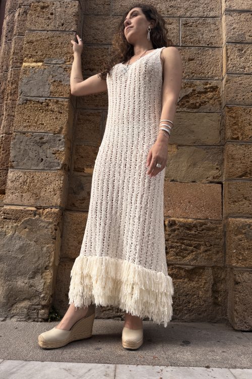 Vestido flecos marfil. Colección Moon.
