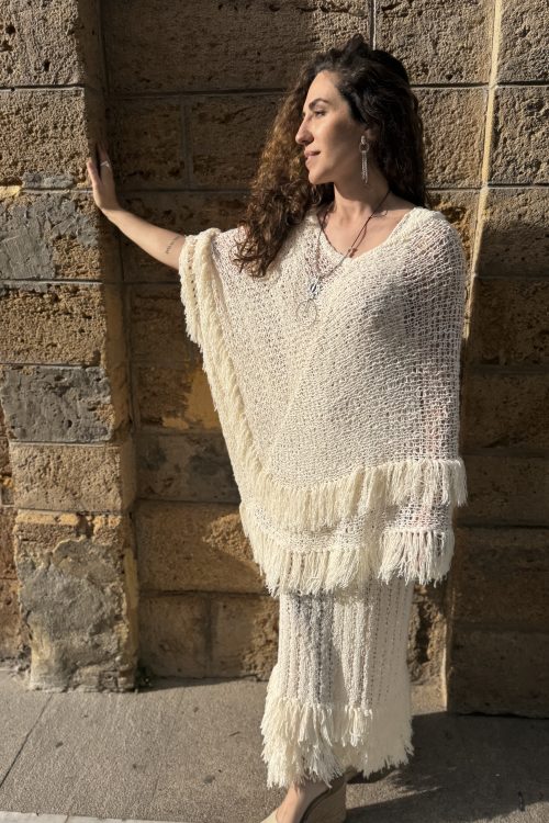 Poncho Marfil Colección Moon