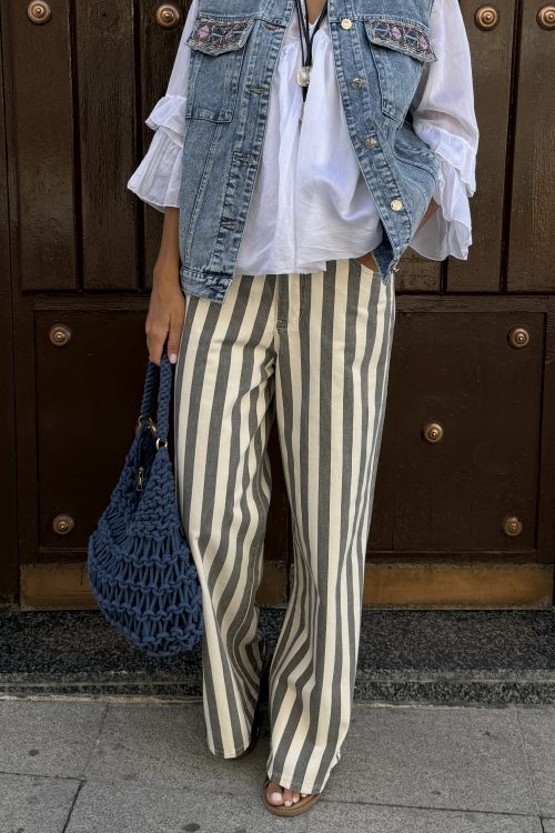 Vaqueros de rayas Monki gris