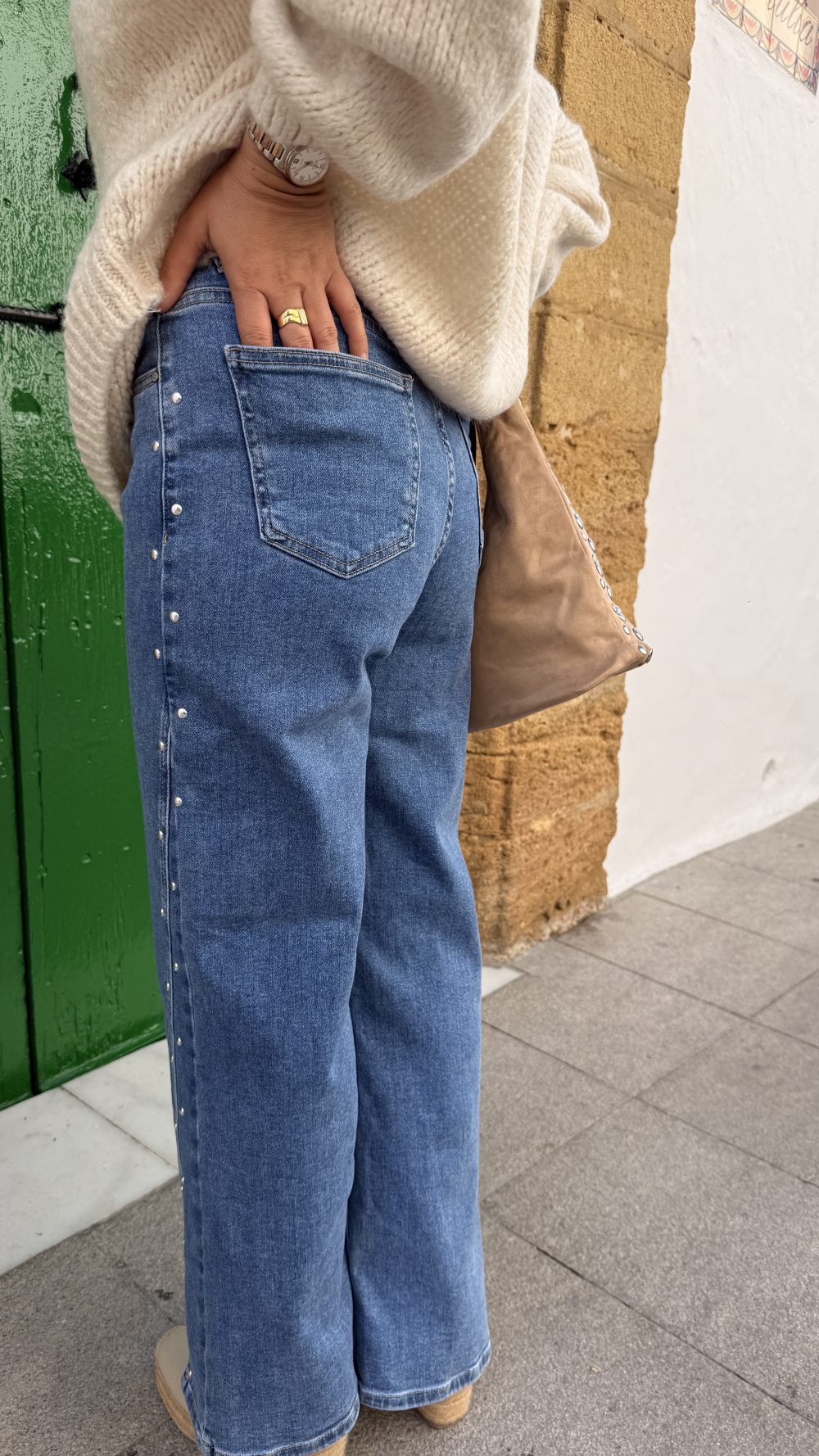 Vaqueros con tachuelas - Imagen 3