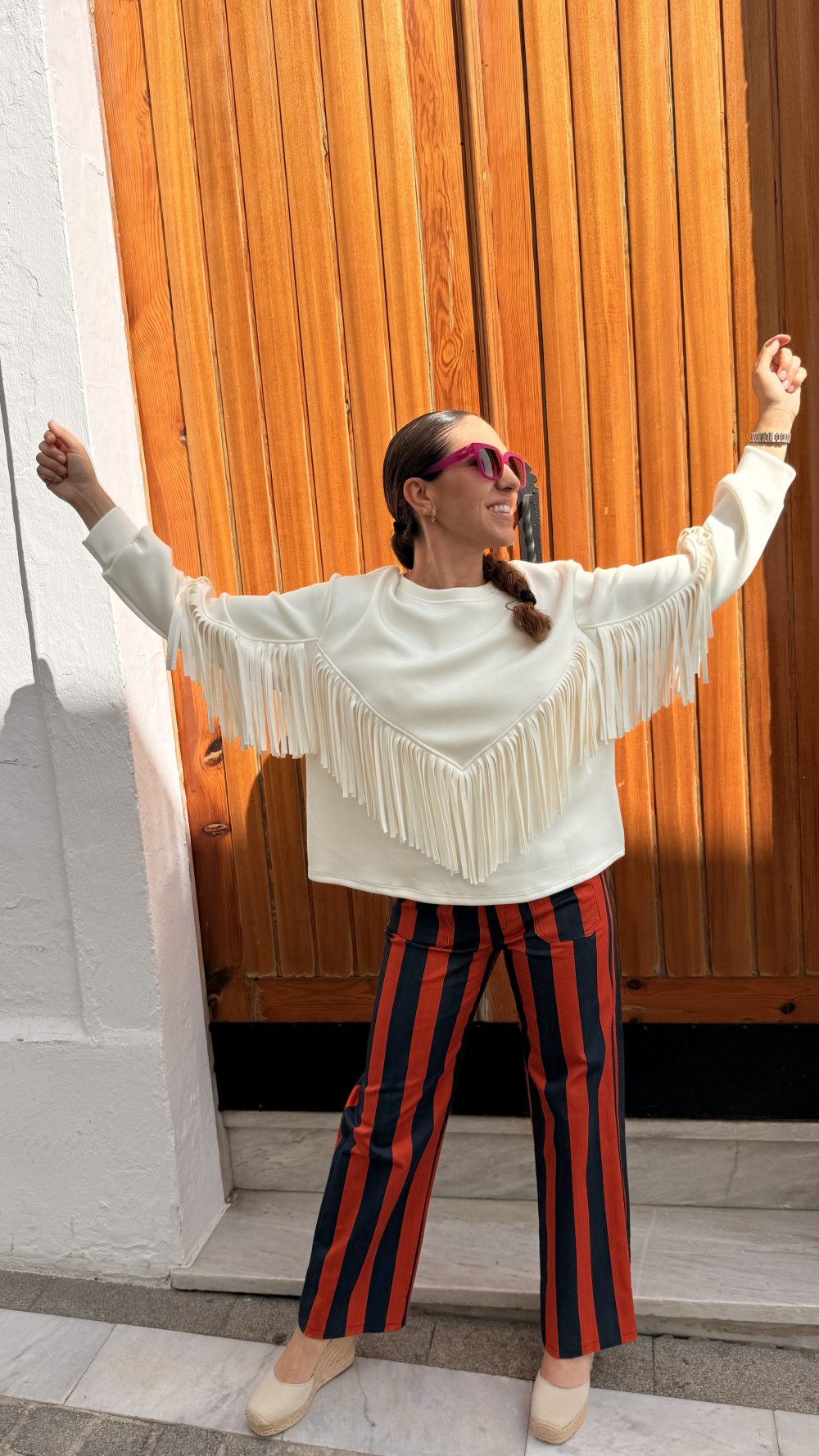 Sudadera flecos blanca - Imagen 4