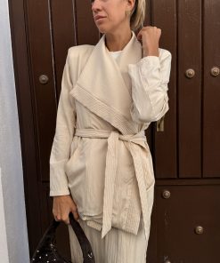 Blazer con cinturón Massima beige