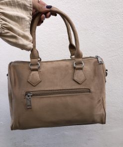 Alternative view of Bolso Arenata
