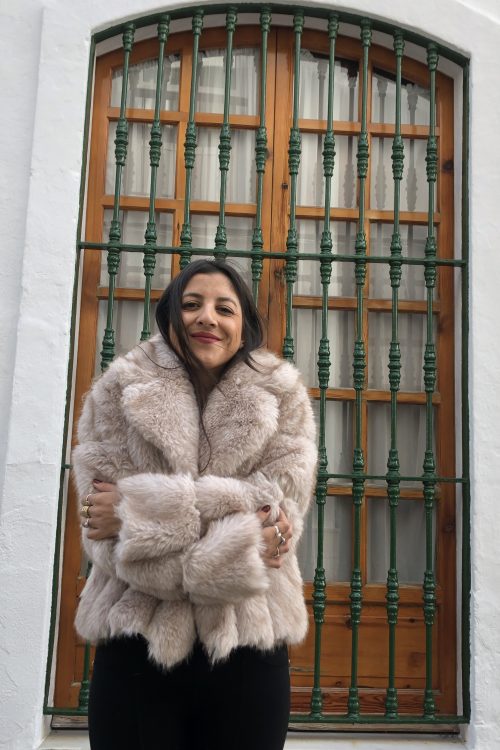 Abrigo Violeta Beige