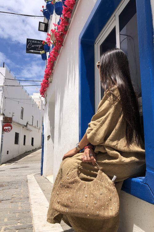 Alternative view of Bolso Tote Trenzado con Detalles Dorados