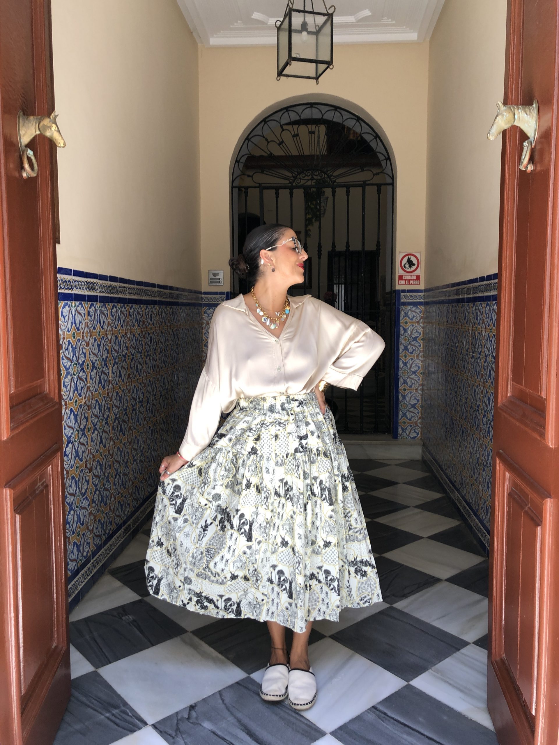 Falda Midi Esencia